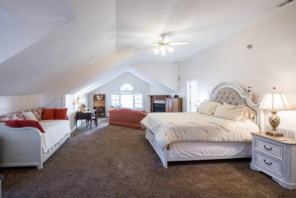 Whitestone Country Inn Kingston Екстер'єр фото