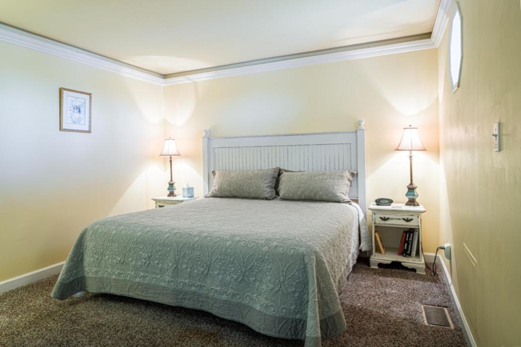 Whitestone Country Inn Kingston Екстер'єр фото