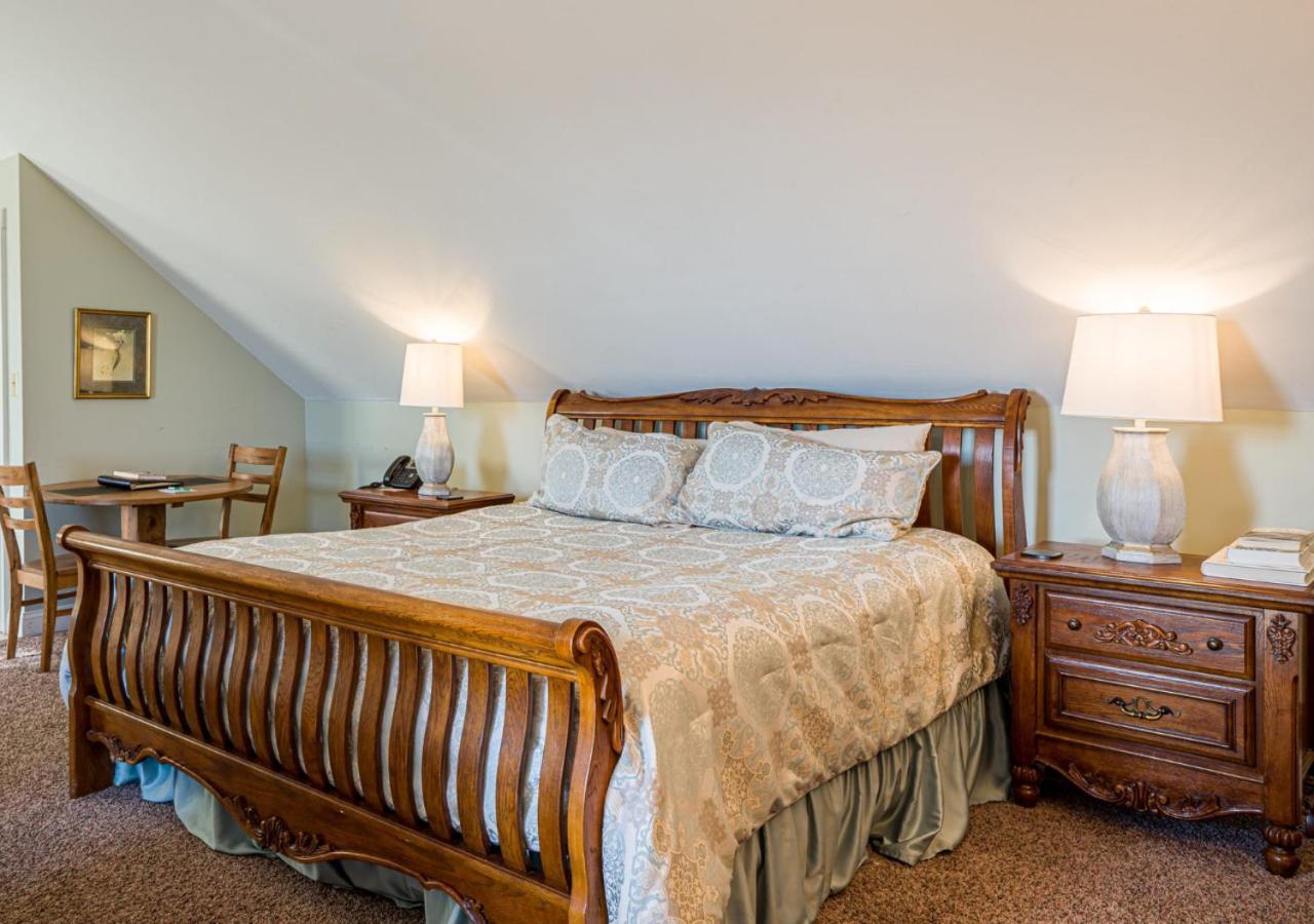Whitestone Country Inn Kingston Екстер'єр фото