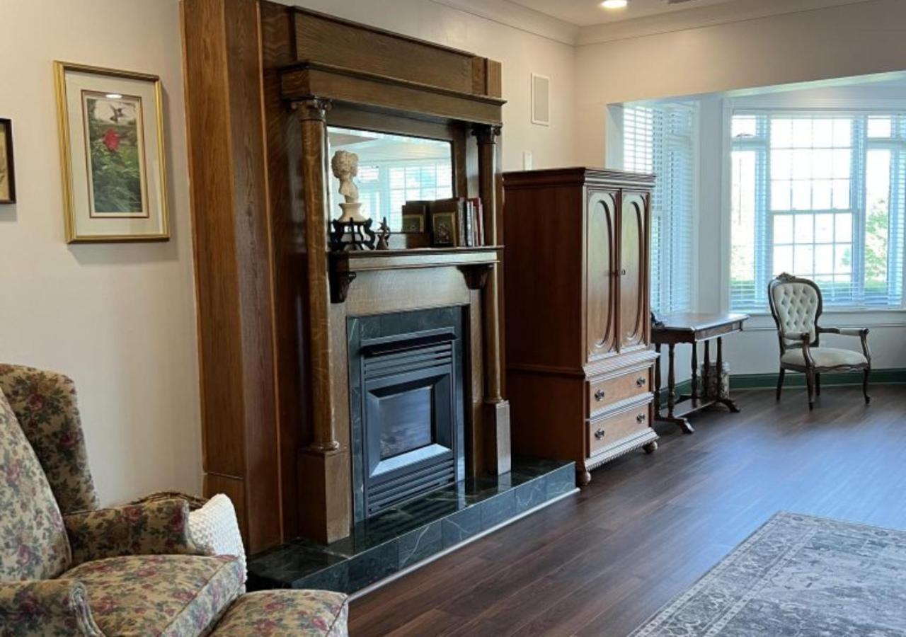 Whitestone Country Inn Kingston Екстер'єр фото