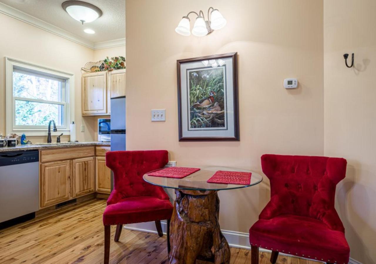 Whitestone Country Inn Kingston Екстер'єр фото