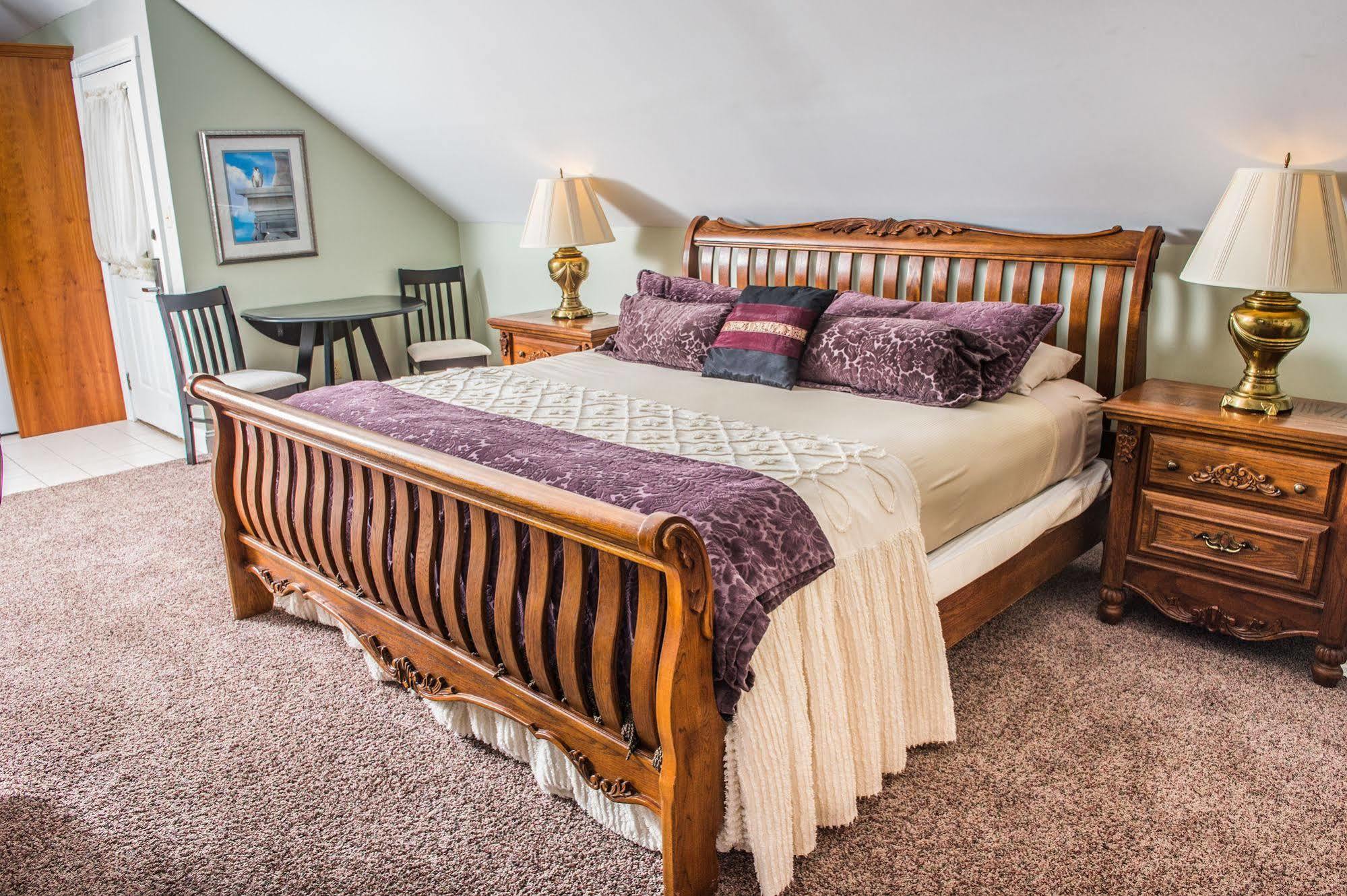 Whitestone Country Inn Kingston Екстер'єр фото